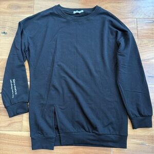 Women's Black Lightweight Long Sweatshirt with Sleeve Detail